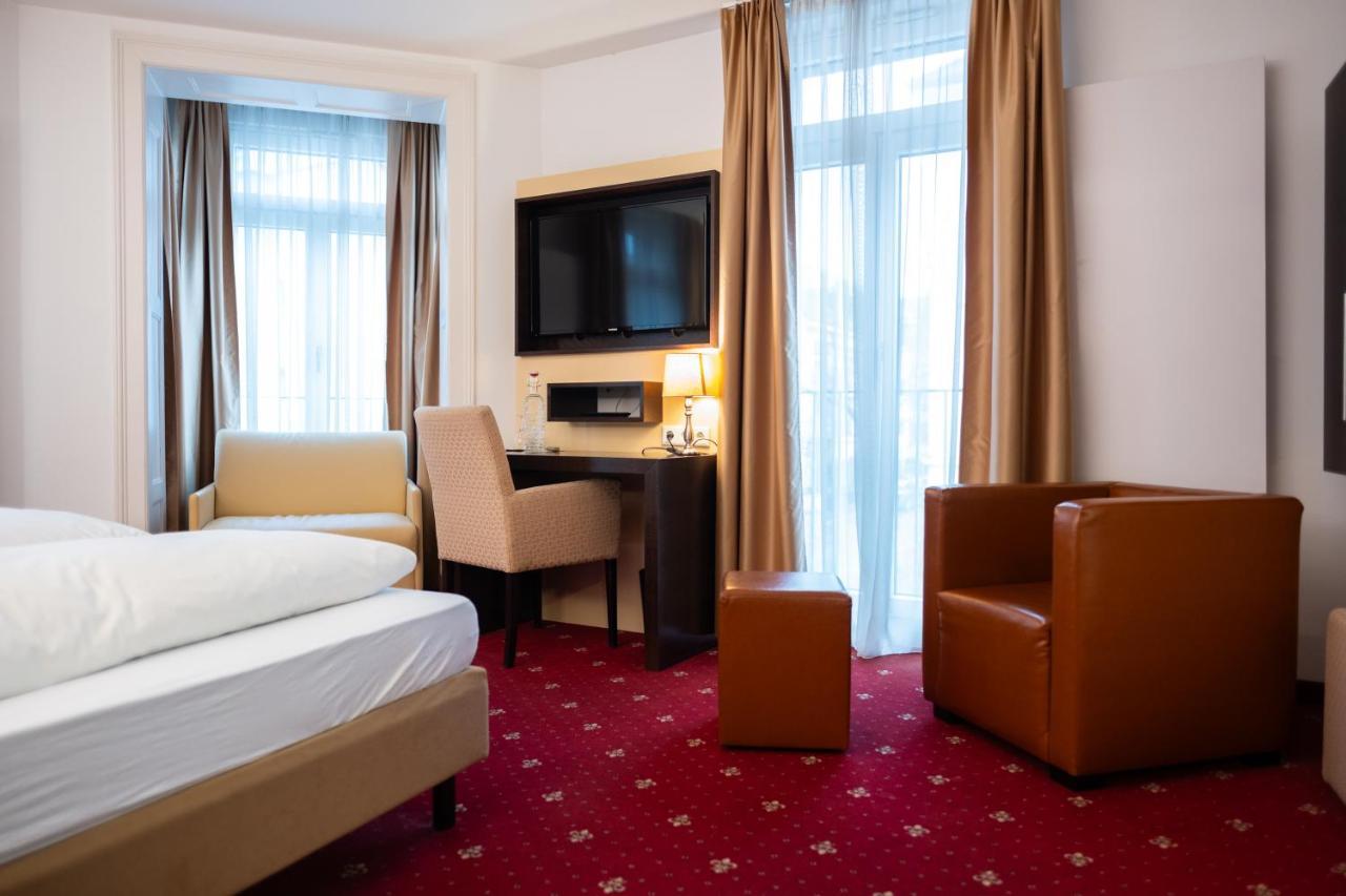 Pucci Baerengarten Stadthotel Ravensburg Bagian luar foto